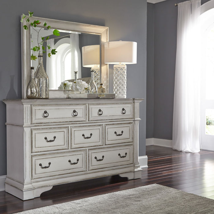 Abbey Park King California Panel Bed, Dresser & Mirror image
