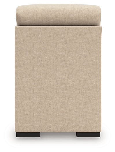 LadyMae Sectional with Chaise - Red Gate Home Furnishings (Ball Ground, GA)