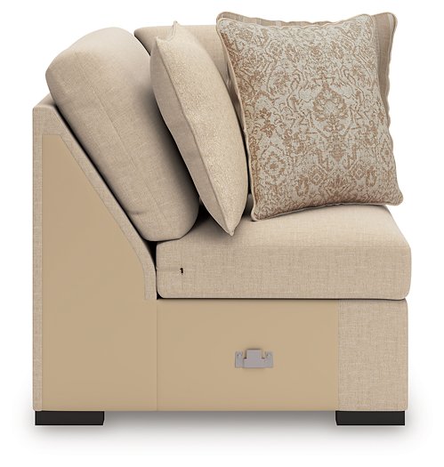 LadyMae Sectional with Chaise - Red Gate Home Furnishings (Ball Ground, GA)