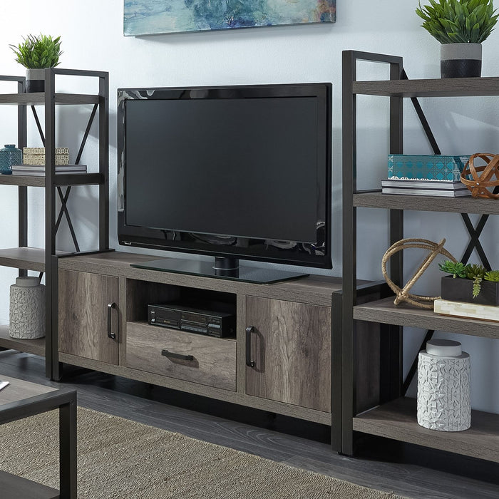 Tanners Creek Entertainment Center w Piers image