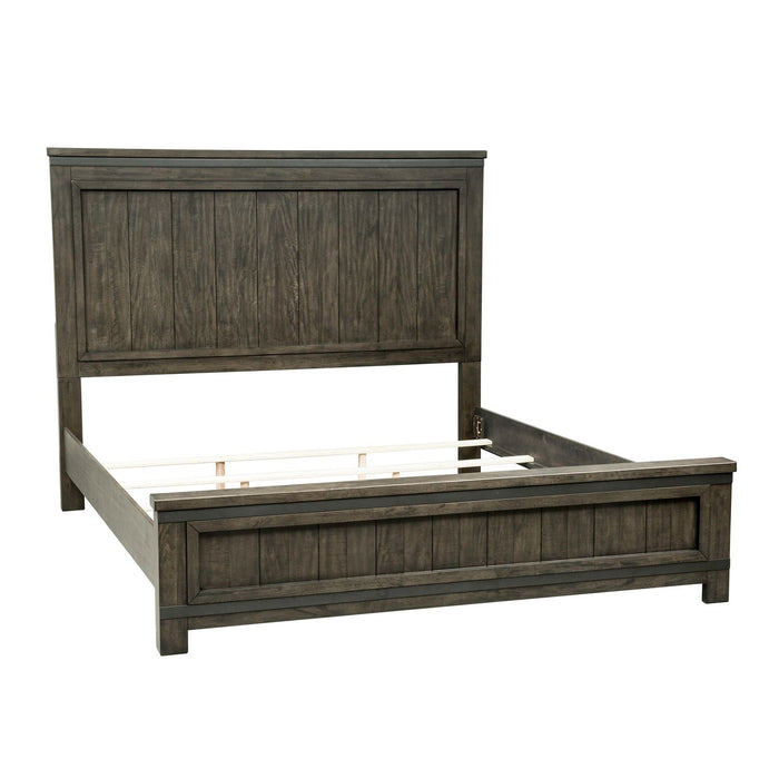 Thornwood Hills King Panel Bed