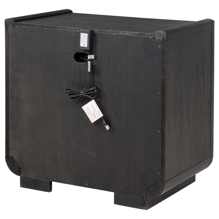 Leandro Nightstand