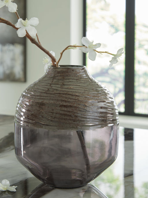 Harpwick Vase - Red Gate Home Furnishings (Ball Ground, GA)