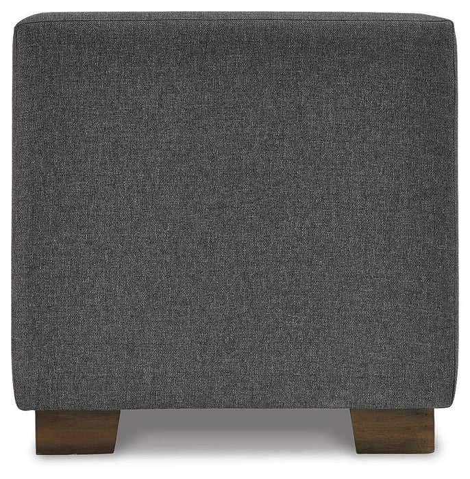 Cortwell Storage Bench - Red Gate Home Furnishings (Ball Ground, GA)