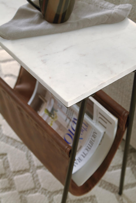 Etanbury Accent Table - Red Gate Home Furnishings (Ball Ground, GA)