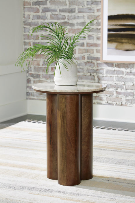 Henfield Accent Table - Red Gate Home Furnishings (Ball Ground, GA)