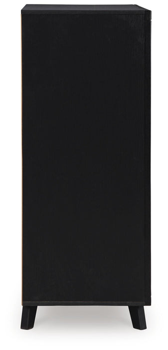 Danziar Wide Chest of Drawers - Red Gate Home Furnishings (Ball Ground, GA)