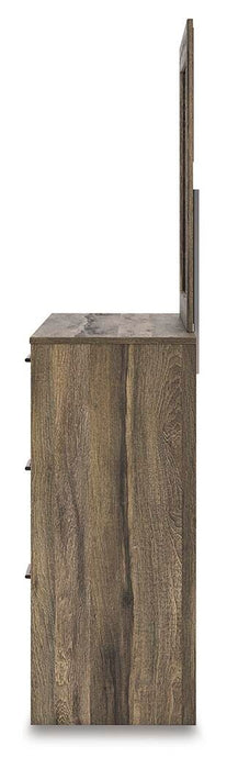 Elbrim Dresser and Mirror - Red Gate Home Furnishings (Ball Ground, GA)