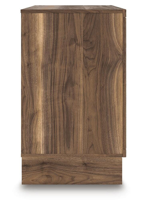 Chirason Dresser - Red Gate Home Furnishings (Ball Ground, GA)