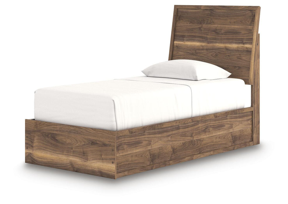 Chirason Bed - Red Gate Home Furnishings (Ball Ground, GA)