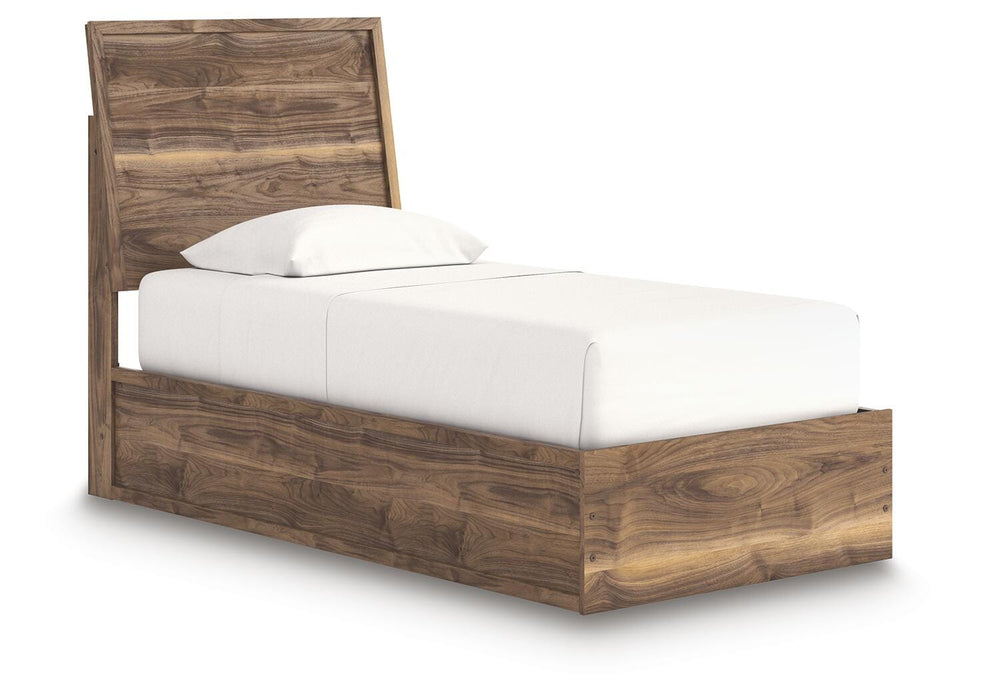 Chirason Bed - Red Gate Home Furnishings (Ball Ground, GA)