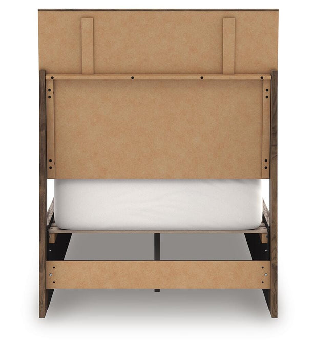 Chirason Bed - Red Gate Home Furnishings (Ball Ground, GA)