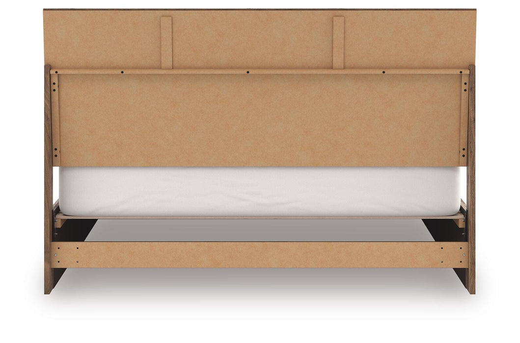 Chirason Bed - Red Gate Home Furnishings (Ball Ground, GA)