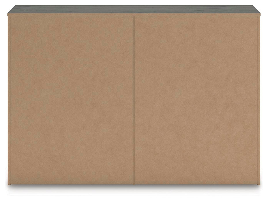 Fraluna Dresser - Red Gate Home Furnishings (Ball Ground, GA)