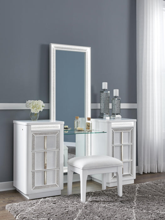 Chalanna Vanity with Mirror - Red Gate Home Furnishings (Ball Ground, GA)