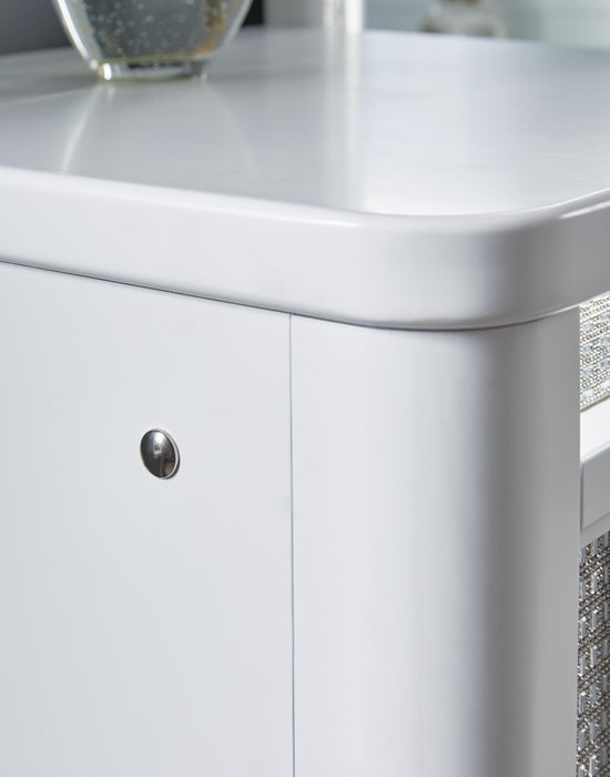 Chalanna Vanity with Mirror - Red Gate Home Furnishings (Ball Ground, GA)