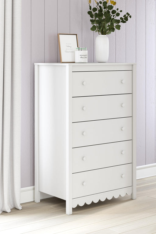 Hallityn Chest of Drawers - Red Gate Home Furnishings (Ball Ground, GA)