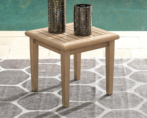 Gerianne End Table - Red Gate Home Furnishings (Ball Ground, GA)