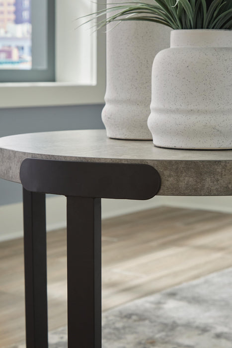 Darthurst Table (Set of 3) - Red Gate Home Furnishings (Ball Ground, GA)