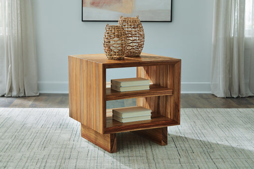 Dressonni End Table - Red Gate Home Furnishings (Ball Ground, GA)