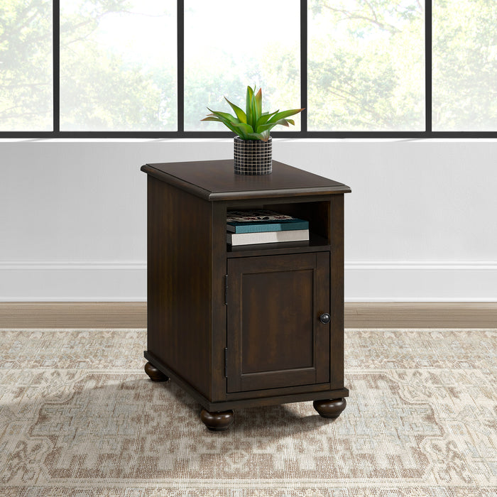 Wagner Chairside Table with USB in Cherry