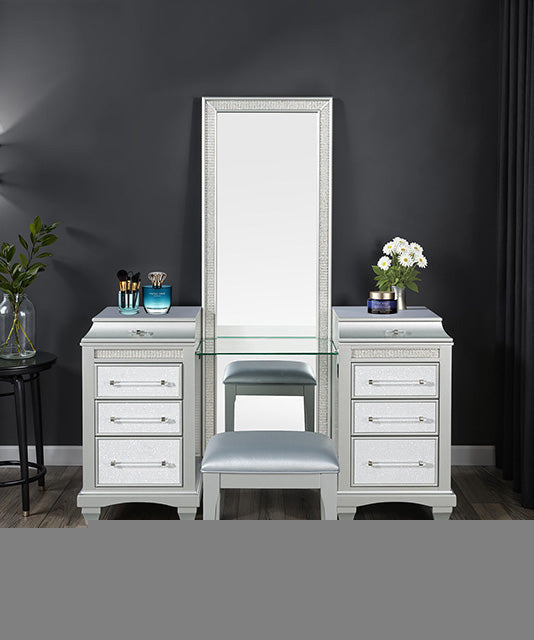 Galea Vanity w/ Stool