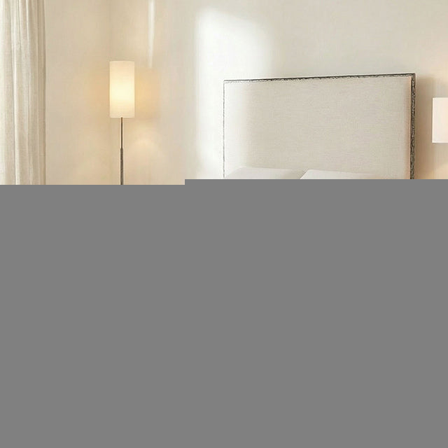 Valda Queen Bed
